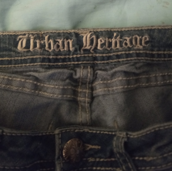 Urban Heritage Jeans - Picture 2 of 2